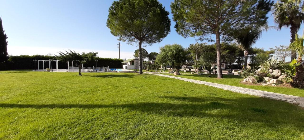 Masseria San Nicola B&B Торе Санта Сузана Екстериор снимка