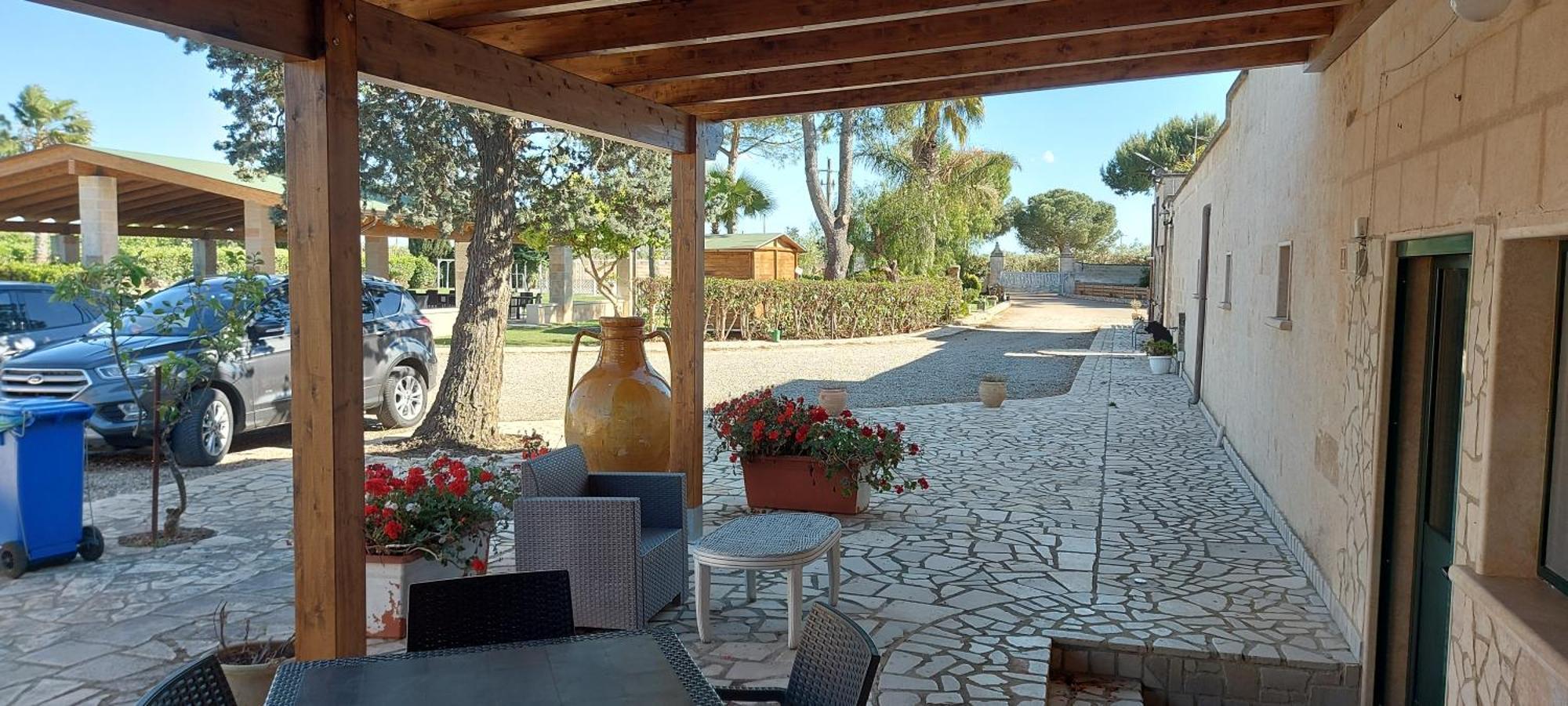 Masseria San Nicola B&B Торе Санта Сузана Екстериор снимка